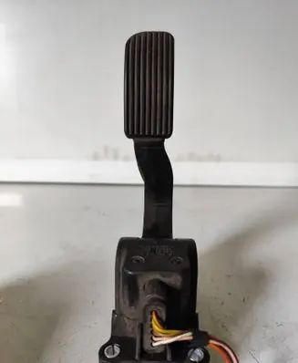 Volkswagen Crafter Accelerator throttle pedal 0280755023 A9063000404