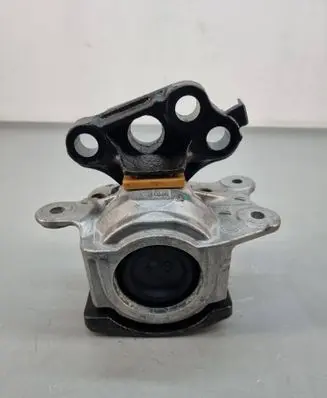 Land Rover Evoque II Engine mount bracket K8D27M121BB