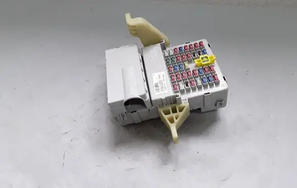 KIA Magentis Fuse module 919502G300 07351N