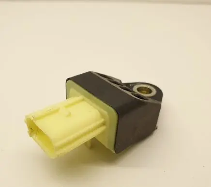 Toyota RAV 4 (XA30) Airbag deployment crash/impact sensor 8983133020