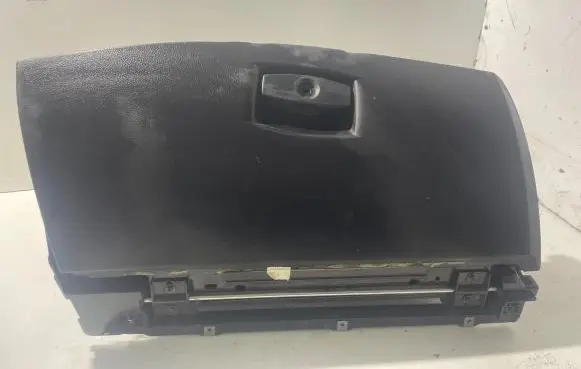 BMW 5 E60 E61 Glove box 7034080 121451 0000881