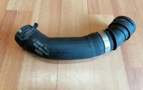 Jaguar XF X250 Engine coolant pipe/hose 4R838B274AD C2C22711