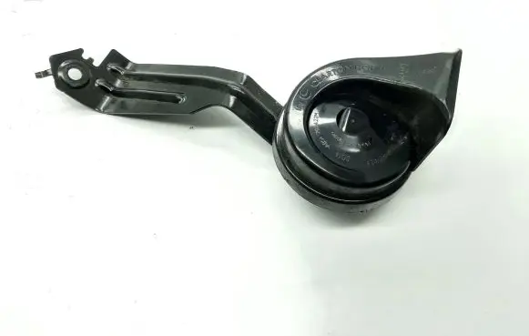 Opel Mokka B Horn signal 9827213580