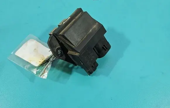 Citroen C3 Coolant fan relay 98372A01 IMPRK1529838