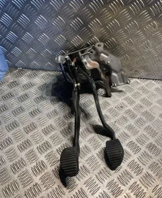 Opel Crossland X Pedal assembly 30002526