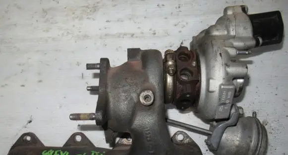 Volkswagen Golf VI Turbo 4937301004