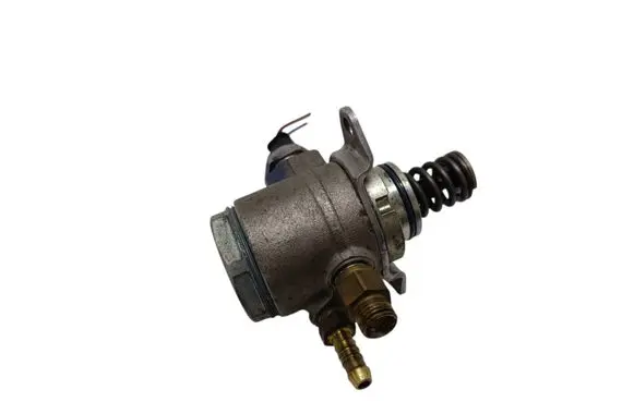 Volkswagen Tiguan Fuel injection high pressure pump 03C127026M HFS03431H