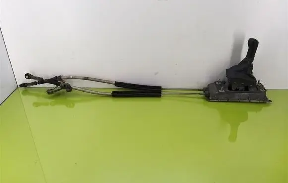 Volkswagen Polo Gear shifter/selector 6Q0711061