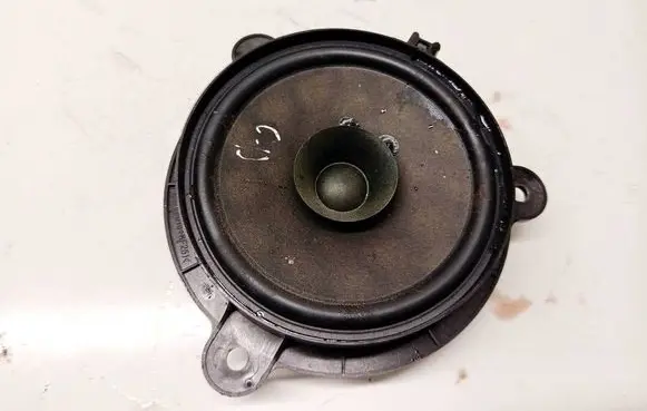 Dacia Sandero Front door speaker 281444271R