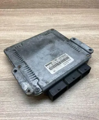 Renault Scenic I Engine control unit/module ECU HOM8200039569 0281001934 HOM