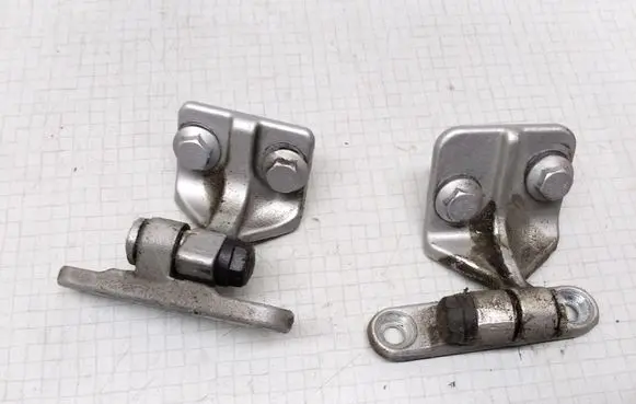 Mercedes-Benz C AMG W203 Rear door hinge set 