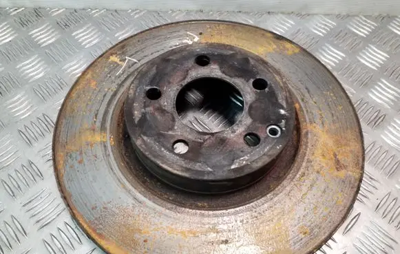 Mercedes-Benz E W212 Front brake disc
