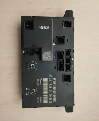 Mercedes-Benz E W211 Door control unit/module 2118200626 356804