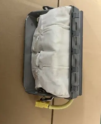 Mitsubishi Lancer Evolution Passenger airbag 7030A071