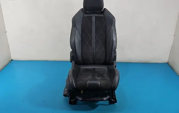 Peugeot 5008 II Front passenger seat IMPRK1598737