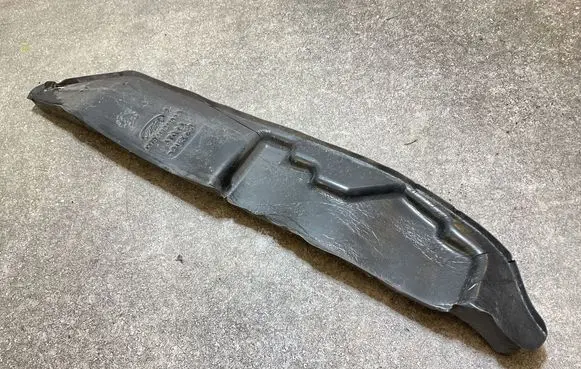 Ford Focus Fender foam support/seal JX7BA16E560AB