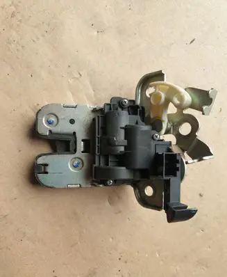 Audi A5 8T 8F Tailgate/trunk/boot lock/catch/latch 8K9827585