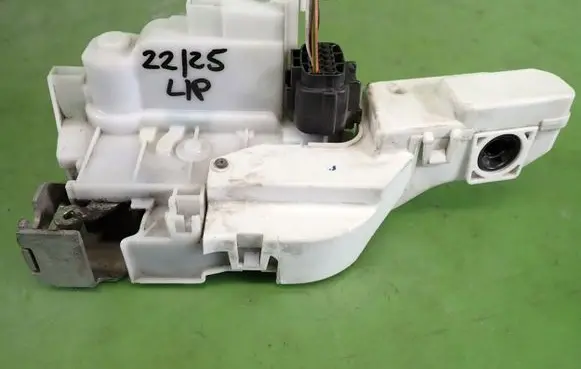 Fiat Tipo Front door lock 519836030