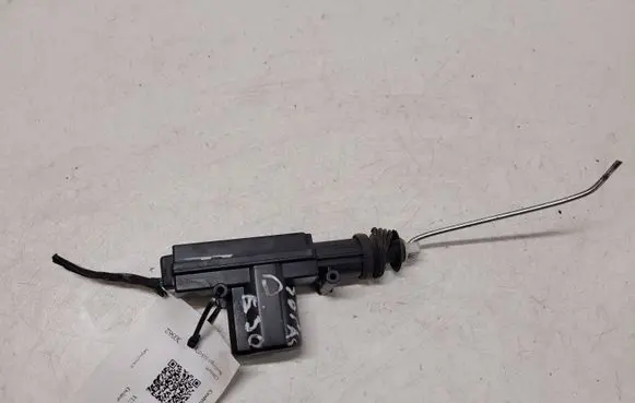 Citroen Berlingo Central locking motor 932037992
