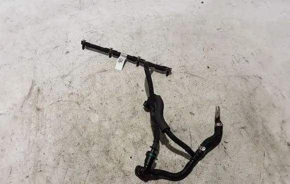 Fuel return line/hose