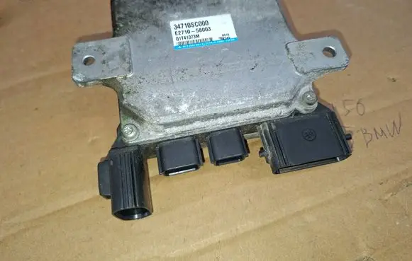 Subaru Forester SH Power steering control unit/module 34710SC000 Q1T41073M E271058003
