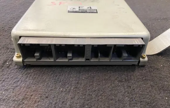 Subaru Forester SF Engine control unit/module 22611AE900