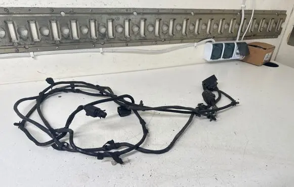 Volkswagen Transporter - Caravelle T5 Engine bonnet/hood lock/catch