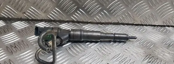 BMW 5 E39 Fuel injector 0445110048 7785985