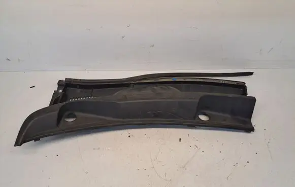 Toyota Prius (XW20) Wiper trim 5578247070 5570947070