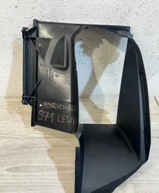 Porsche Panamera (971) Intercooler air channel guide 