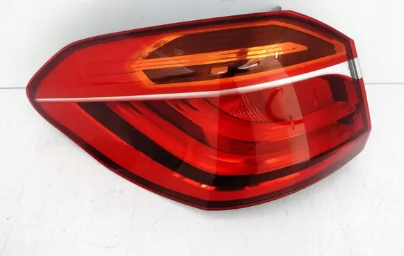 BMW 2 F46 Rear/tail lights 7330473