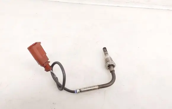 Audi A8 S8 D4 4H Exhaust gas temperature sensor 05A906088