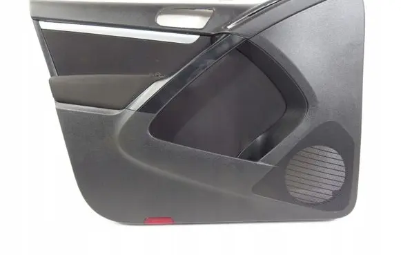 Volkswagen Tiguan Front door card panel trim 5N0867179D