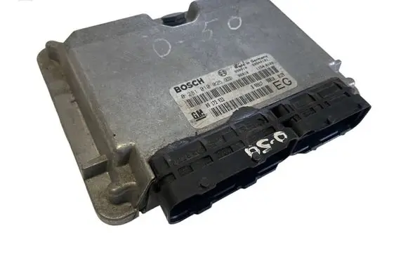 Opel Frontera B Engine control unit/module 09173933 0281010025