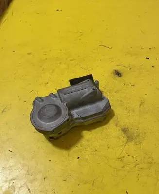 Mercedes-Benz E W211 Steering wheel lock A2034621130 2034621130