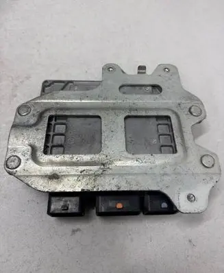 Nissan Qashqai+2 Engine control unit/module MEC93370