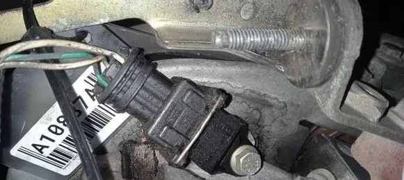 Renault Scenic I Camshaft position sensor 8200789528