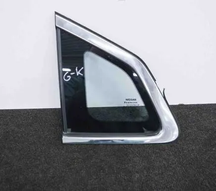 Nissan Qashqai Rear side window 43R001583 833134EA0A