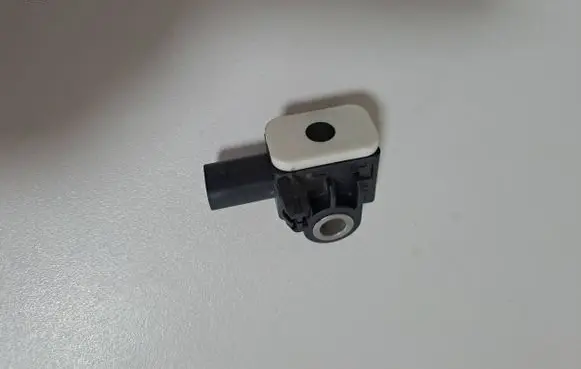 Volkswagen Polo V 6R Airbag deployment crash/impact sensor 2H0959351