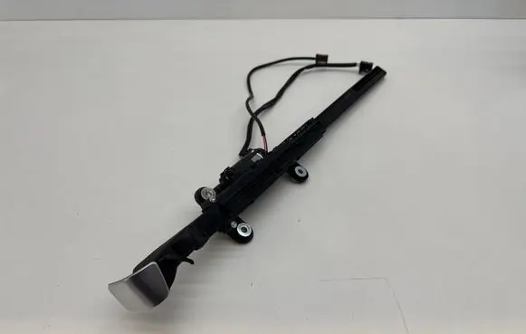 BMW 4 F32 F33 Seat belt adjustment motor 10237710