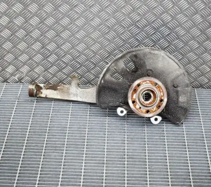 Mercedes-Benz GLE (W166 - C292) Front wheel hub A16610