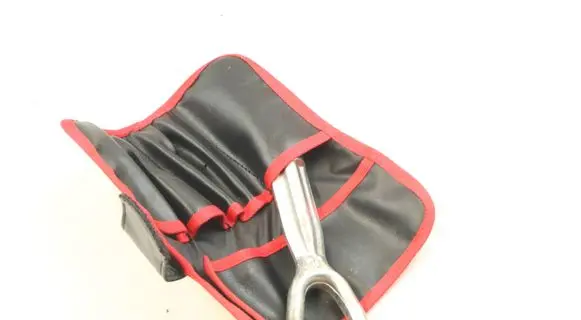 Towing hook eye