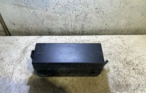 Dodge Challenger Fuse box set P68227007AE UU3643U0095 7078L