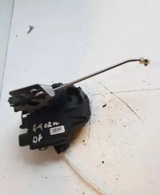 Audi A4 S4 B6 8E 8H Front door lock 8E1837016C