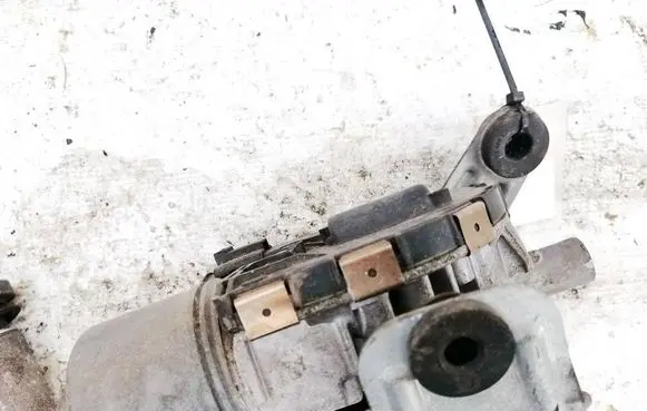 Seat Leon (1P) Wiper motor 0390241949 1p0955119a