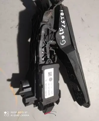 Volkswagen Golf VI Accelerator throttle pedal 1K1721503AK