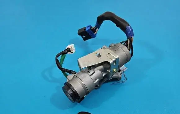 KIA Carens II Ignition lock IMPRK1577385