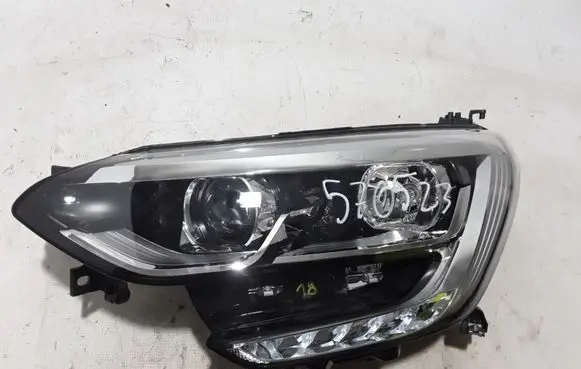 Renault Megane IV Headlight/headlamp 260603157R