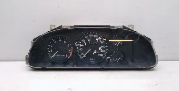 Mazda 323 F Speedometer (instrument cluster) 769216250