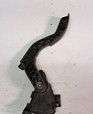 Volkswagen PASSAT B5.5 Accelerator throttle pedal 6PV00837603 8D1721523F